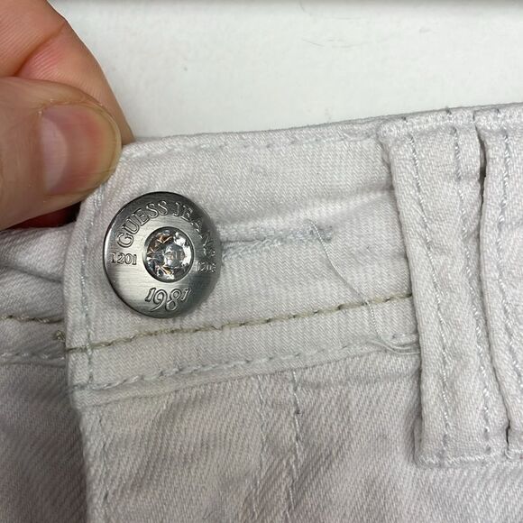 Guess Y2K White Jean Shorts Raw Hem size 14 (Junior size) - Picture 5 of 12
